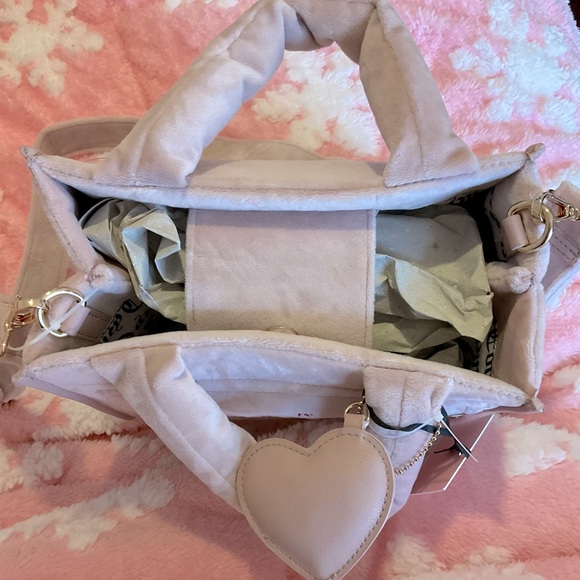 *Brand New/Never Used* Juicy Couture bag - Picture 3 of 6